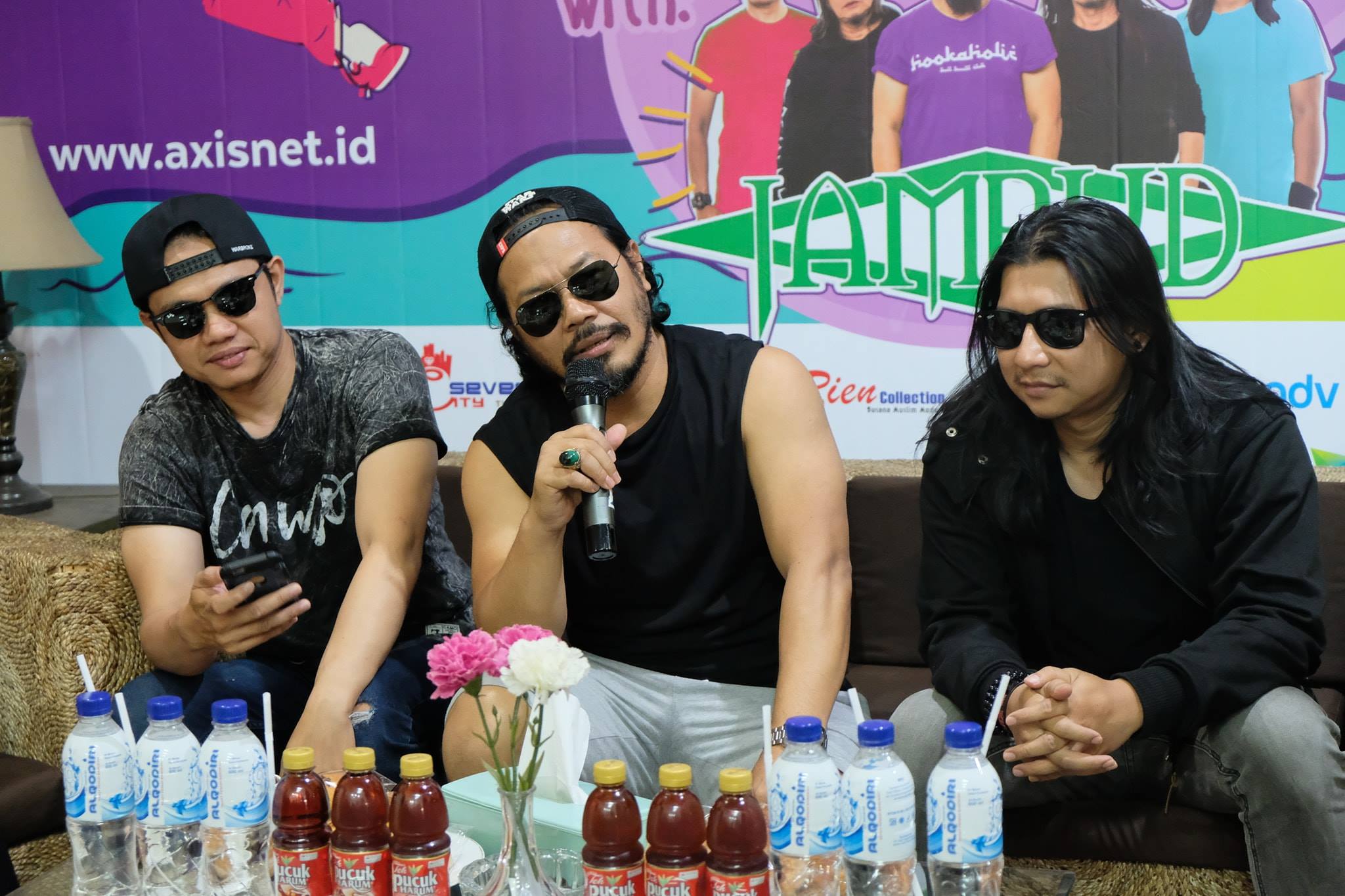 Jamrud Konser di Seven Dream City